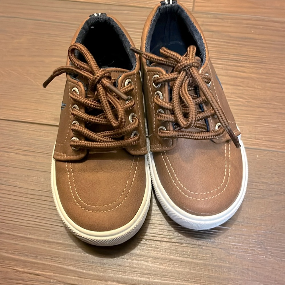 Toddler Nautica casual shoes. Dress up or down, very cute!